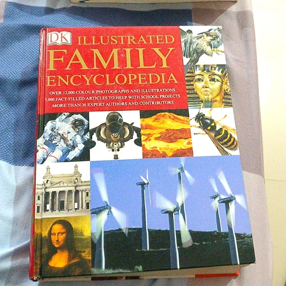 Family Encyclopaedia - Picture 1 of 15